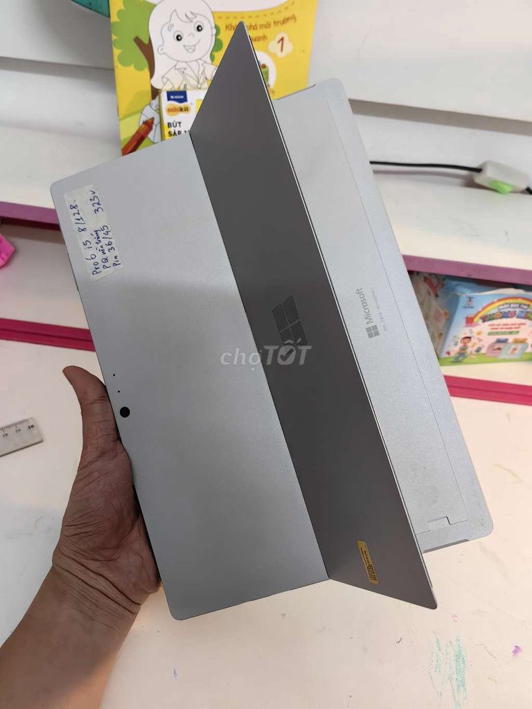 Microsoft Surface Pro 6 i5 8GB/128GB. Mua bán Laptop tại Quận Hoàng Mai Hà Nội được đăng bởi Nguyễn Huynh hình 1