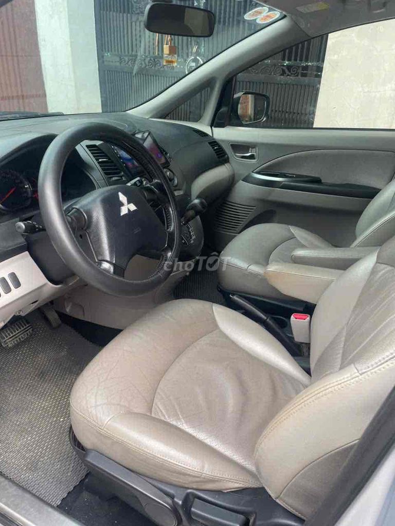 Mitsubishi Grandis 2006 2.4 AT - 108668 km. Mua bán Ô tô tại Huyện Hóc Môn Tp Hồ Chí Minh được đăng bởi Nguyễn Cao Kỳ hình 6