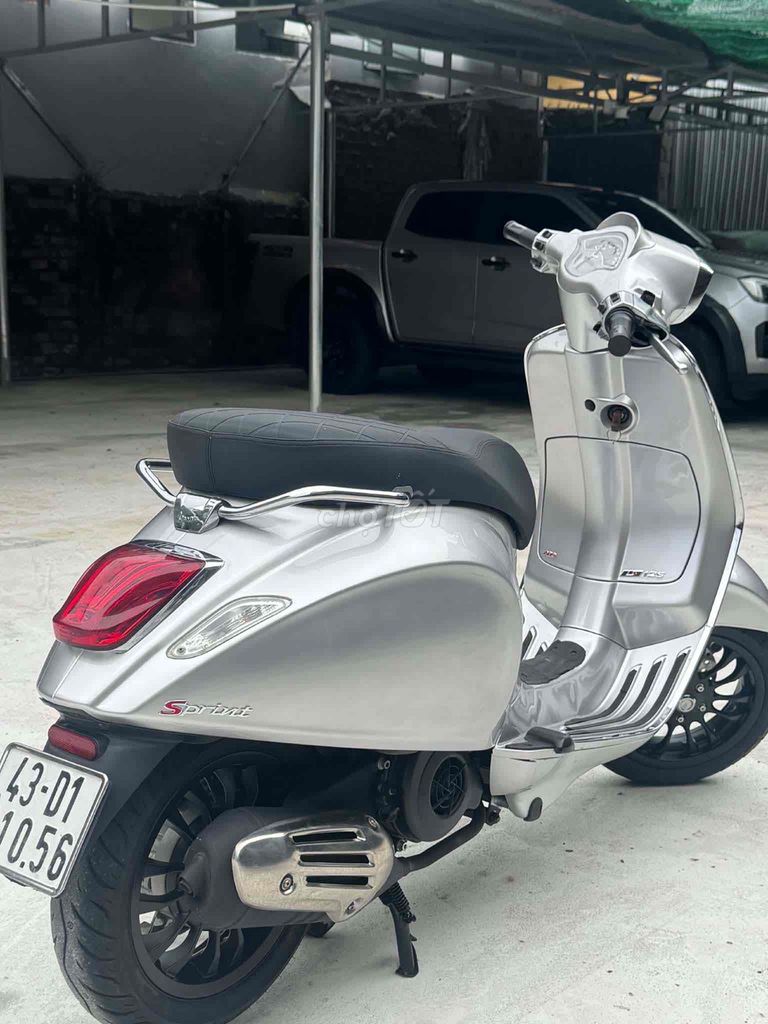 Piaggio Vespa Sprint 125 iGet ABS Серебристый