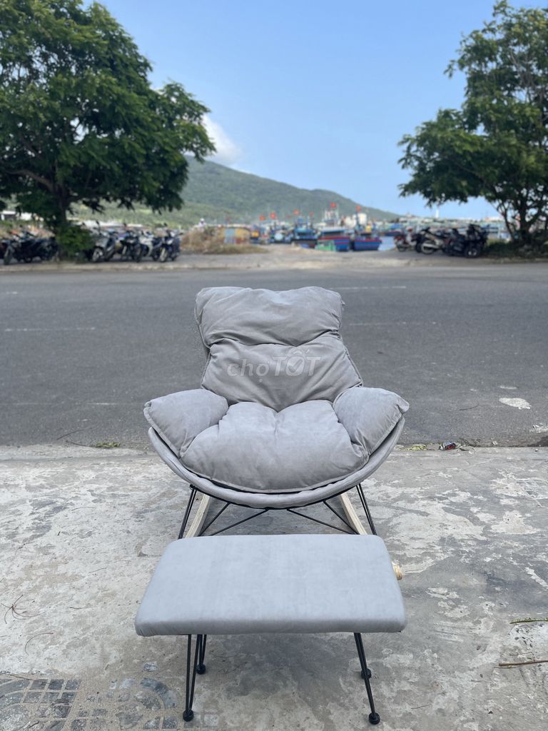 Ghế bập bênh Vải. Dịch vụ chuyển nhà tại Quận Sơn Trà Đà Nẵng được đăng bởi THẾ GIỚI ĐỒ CŨ 349 Hồ Hán Thương Sơn Trà Đà nẵng hình 1