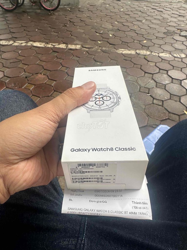 Samsung Galaxy Watch8 Classic Trắng 46mm. Mua bán Thiết bị đeo thông minh tại Quận Cầu Giấy Hà Nội được đăng bởi Pham Anh Đức hình 1