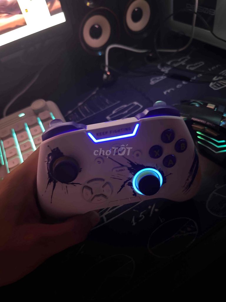Tay cầm chơi game Dareu H101 Trắng. Mua bán Thiết bị chơi game tại Quận 7 Tp Hồ Chí Minh được đăng bởi Trọng Trần hình 1
