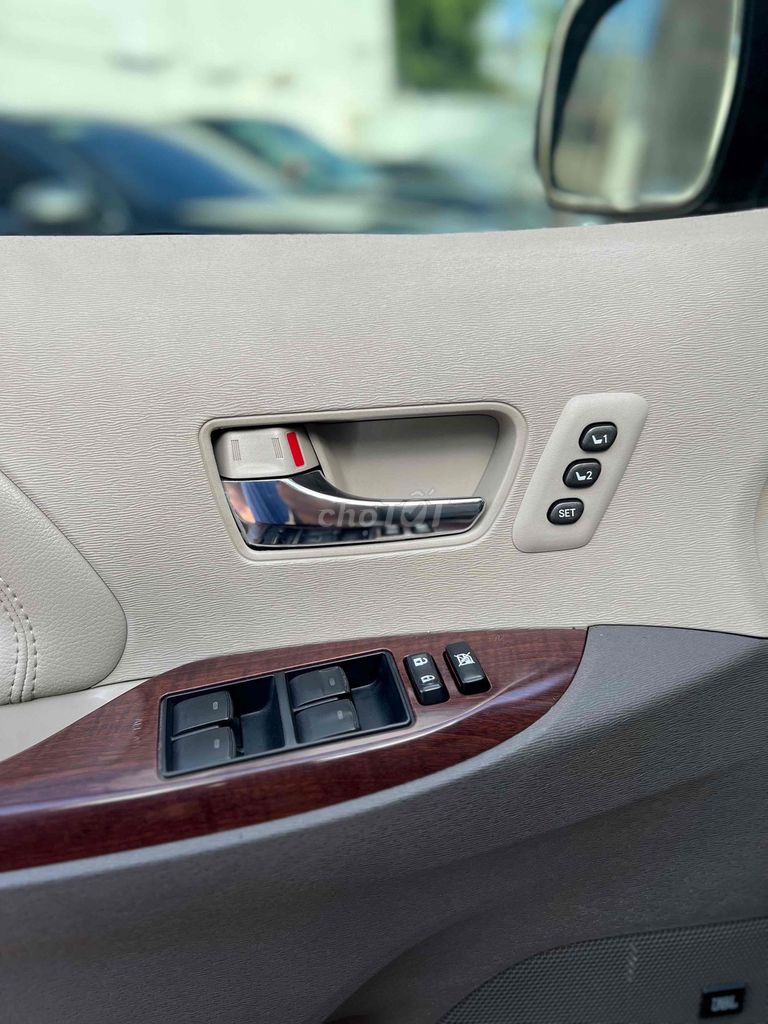 Toyota Sienna 2012 - 86000 km. Mua bán Ô tô tại Quận Ninh Kiều Cần Thơ được đăng bởi Triển Oto Xuân Khánh hình 14