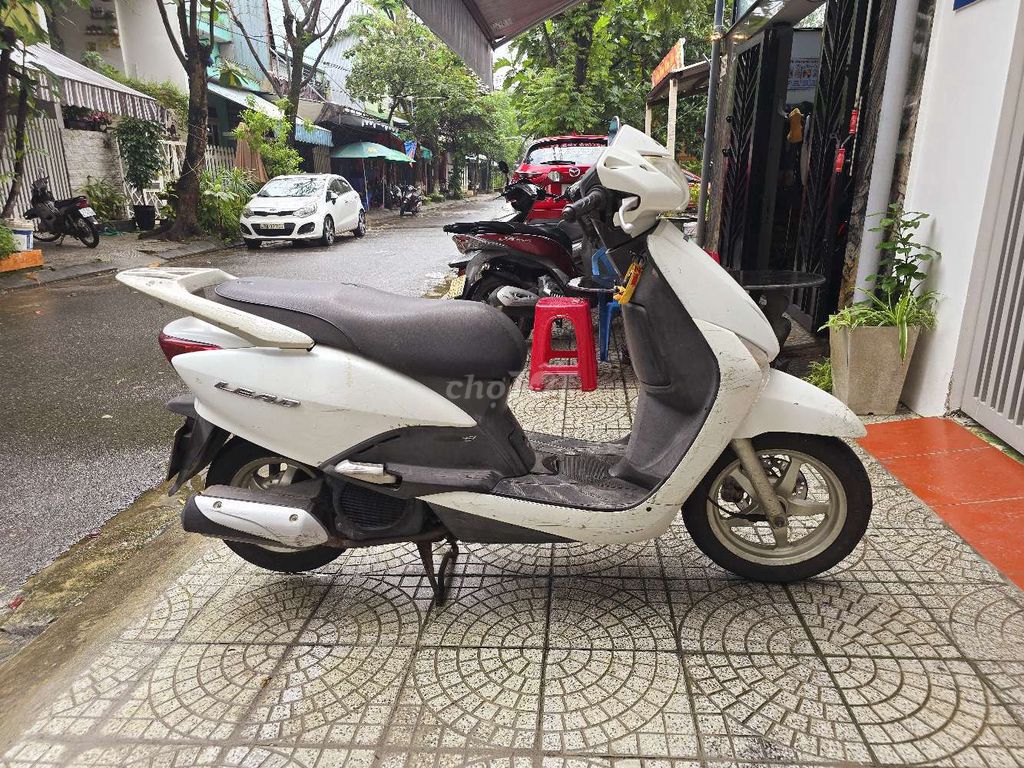 Honda Lead màu Trắng PHUN XĂNG ĐIỆN TỮ LỢI XĂNG. Mua bán Xe máy tại Quận Hải Châu Đà Nẵng được đăng bởi cường thịnh hình 2