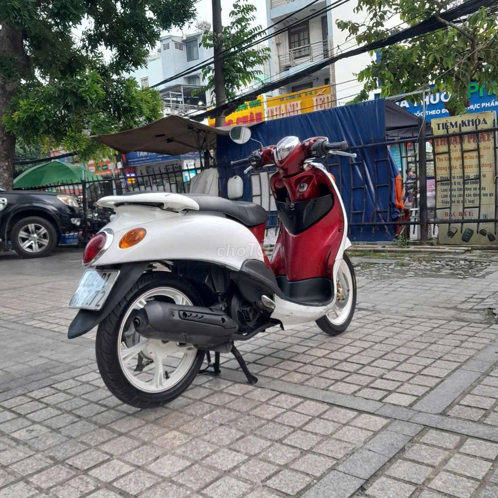 Классический автомобиль