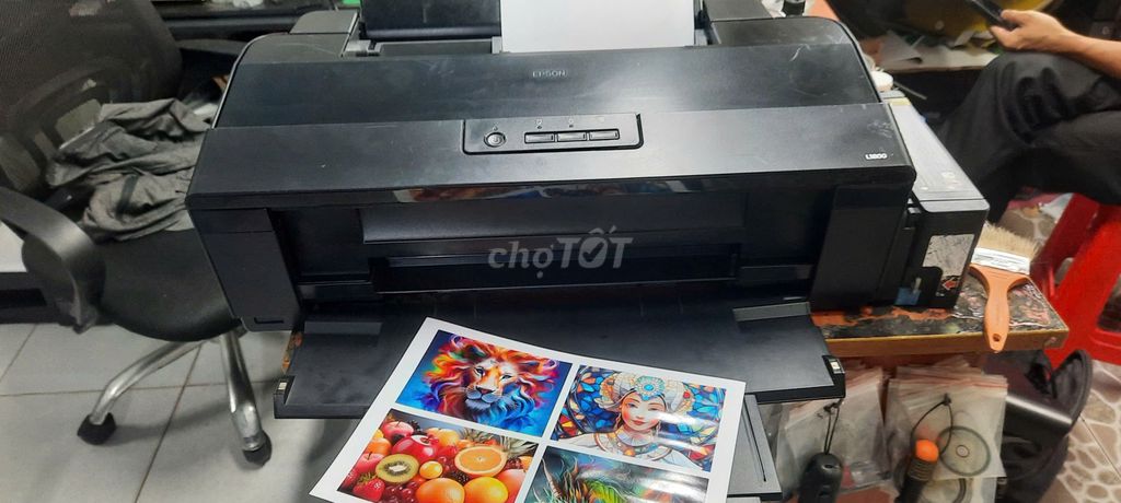 Máy in phun màu Epson L1800 qua sử dụng giá rẻ. Mua bán Đồ dùng văn phòng tại Quận Tân Phú Tp Hồ Chí Minh được đăng bởi Trần Bá Thành hình 1