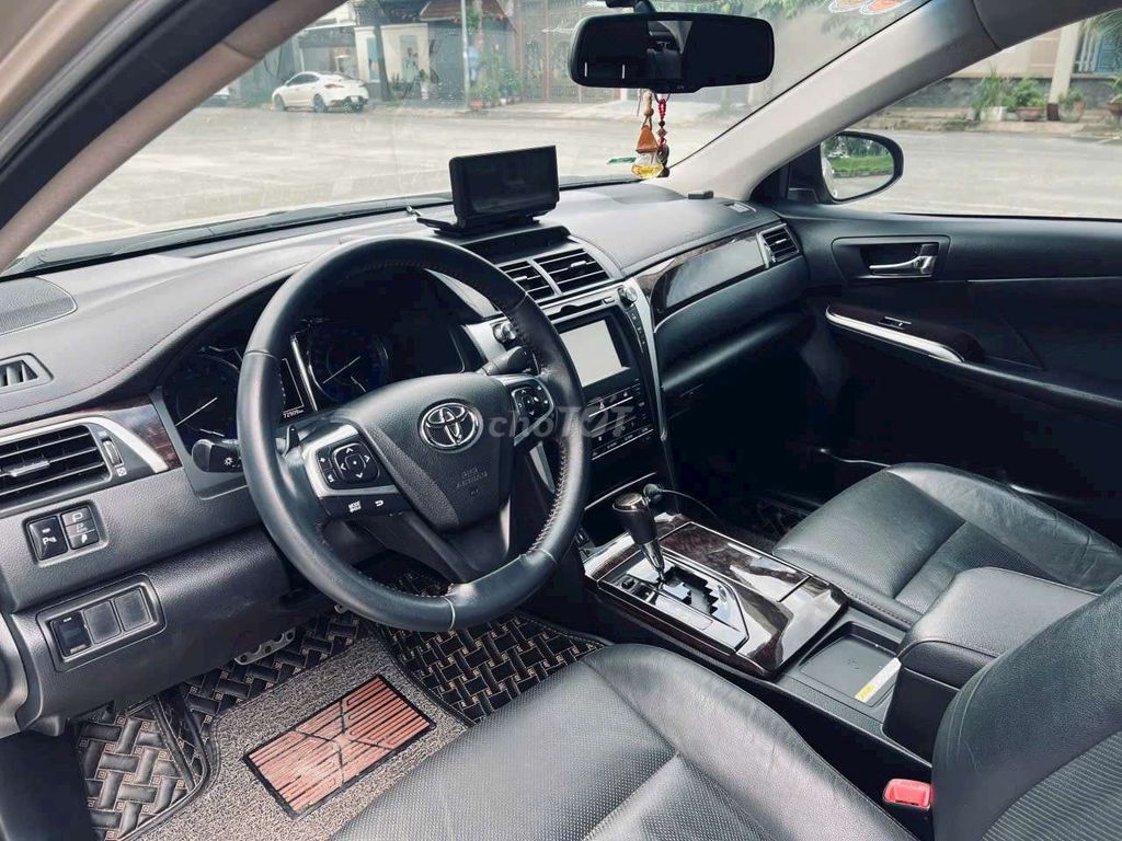 2015 2.5Q - 72000 km thương lượng nhẹ. Mua bán Ô tô tại Thành phố Thuận An Bình Dương được đăng bởi Hoang Nguyen hình 3