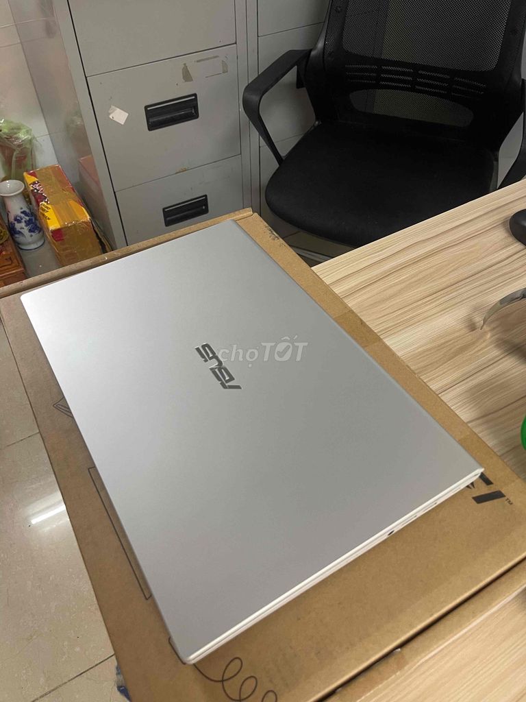 ASUS VIVOBOOK X515 I5_ Ram 16g _ mới 99% sài lướt. Mua bán Laptop tại Quận Tân Bình Tp Hồ Chí Minh được đăng bởi TẤN PHÁT hình 1