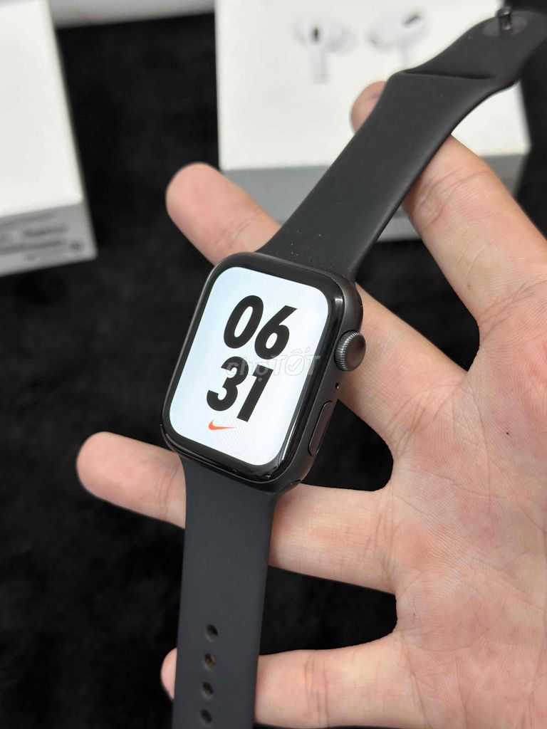 Apple watch Seri 5 44mm đẹp 99%