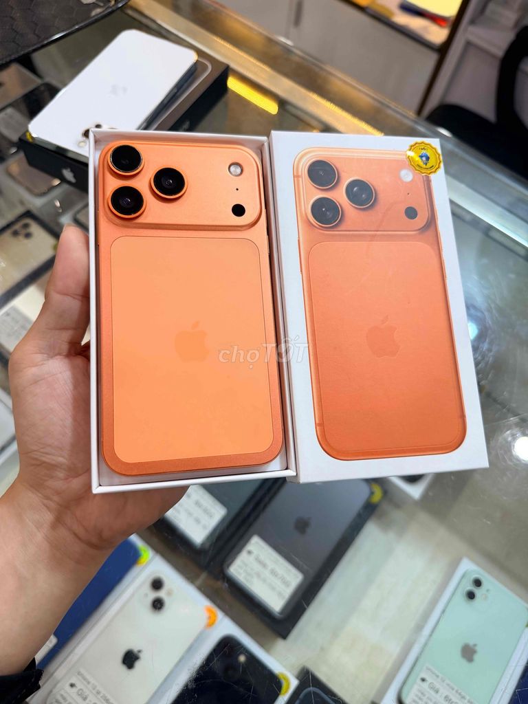 iPhone Xr qt 128gb lên vỏ 17 pro 98%. Mua bán Điện thoại tại Thành phố Long Xuyên An Giang được đăng bởi Băng Apple  chuyên iphone hình 1