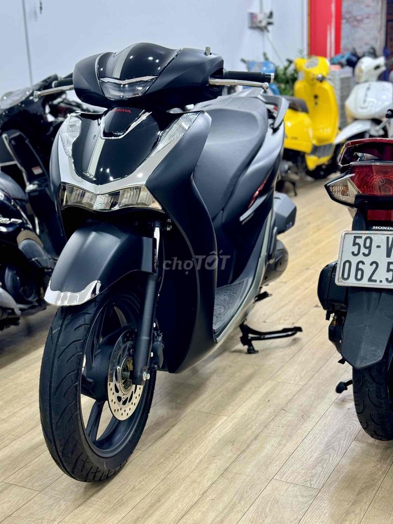 SH150 ABS đời 2022 9 chủ full đen