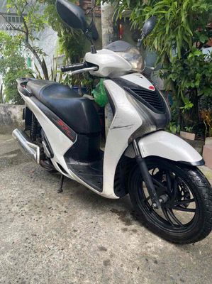 cần bán sh zin chính chủ q6. Mua bán Xe máy tại Quận 6 Tp Hồ Chí Minh được đăng bởi Châu