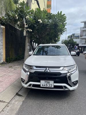 Mitsubishi Outlander 2023 Trắng (số Vin 2022). Mua bán Ô tô tại Thị xã Ninh Hòa Khánh Hòa được đăng bởi BUI TRI DUNG