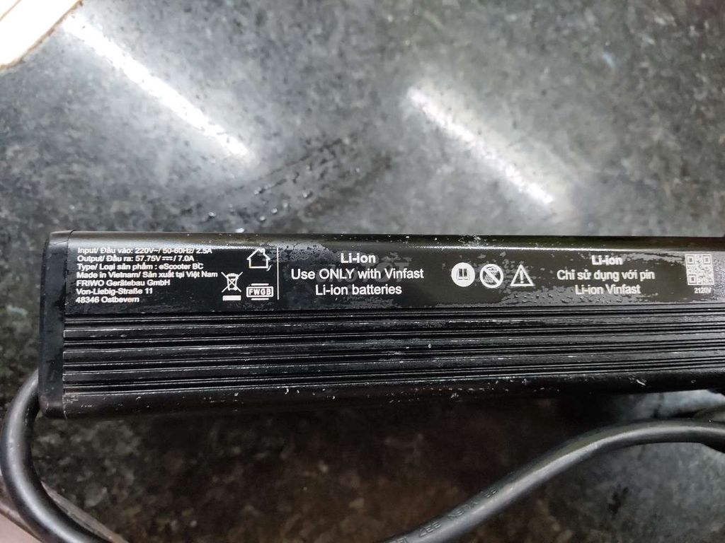 Sạc xe máy điện VinFast. Mua bán Phụ tùng xe tại Huyện Thanh Trì Hà Nội được đăng bởi ĐOÀN DỰ hình 2