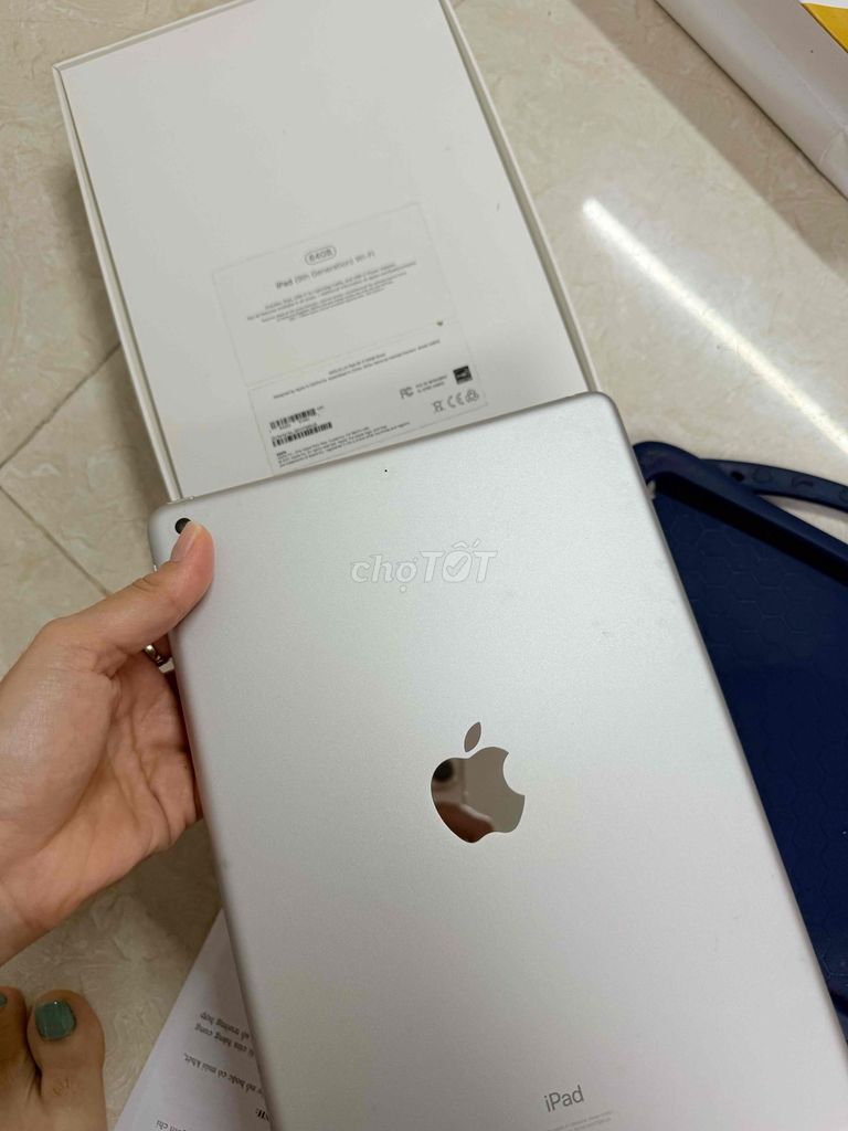 Apple iPad Gen 9 64GB Bạc. Mua bán Máy tính bảng tại Quận Hoàng Mai Hà Nội được đăng bởi Nhung hình 1