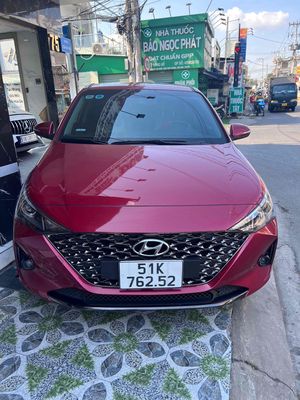 Bán xe Hyundai Accent 2023 màu đỏ