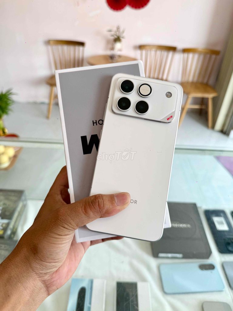 Honor WIN 5G 256GB Trắng. Mua bán Điện thoại tại Huyện Duy Xuyên Quảng Nam được đăng bởi Tùng Nguyễn hình 1