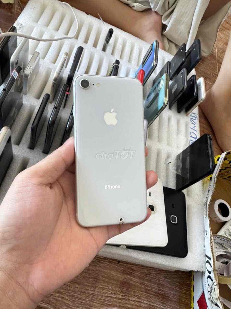 8g,64g,full vân,pin73,nghe gọi sim sóng ok. Mua bán Điện thoại tại Thành phố Thủ Dầu Một Bình Dương được đăng bởi Phước Mobile hình 1