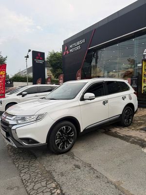 Mitsubishi Outlander 2020 2.0 CVT - 96300 km. Mua bán Ô tô tại Quận Tân Phú Tp Hồ Chí Minh được đăng bởi Xe Lướt Chính Hãng Mitsubishi