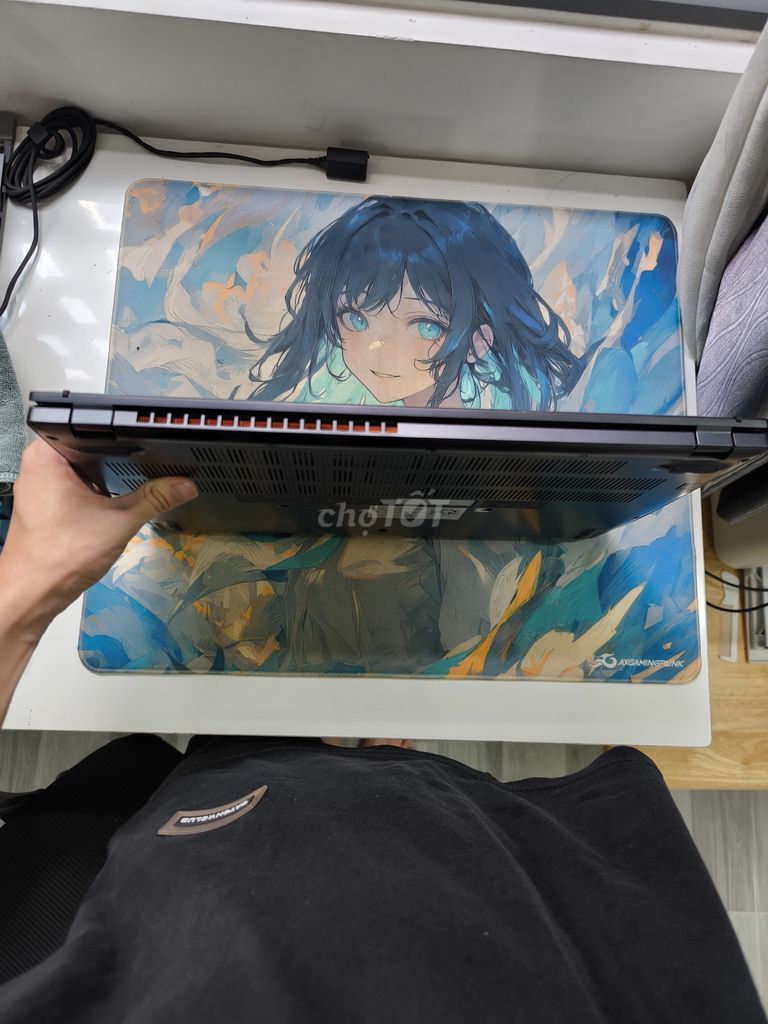 Em cần bán Acer Aspire 7 A715-76G-5806