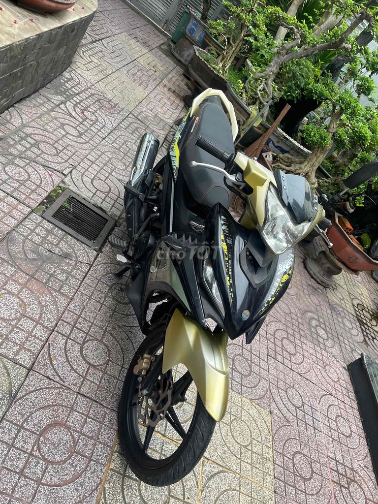 Продажа Exciter 135 2013, черное золото, трейлер Bst62 GTDD