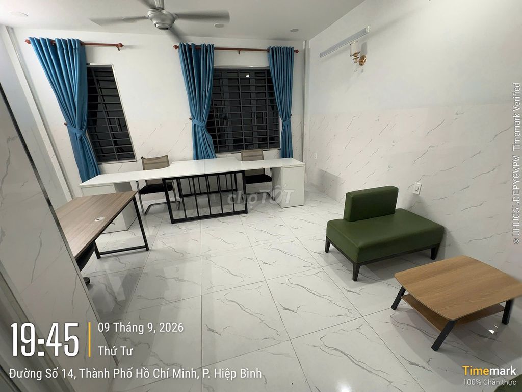 KĐT Vạn Phúc City. Cho thuê văn phòng 25M2 5.5TR FULL NỘI THẤT