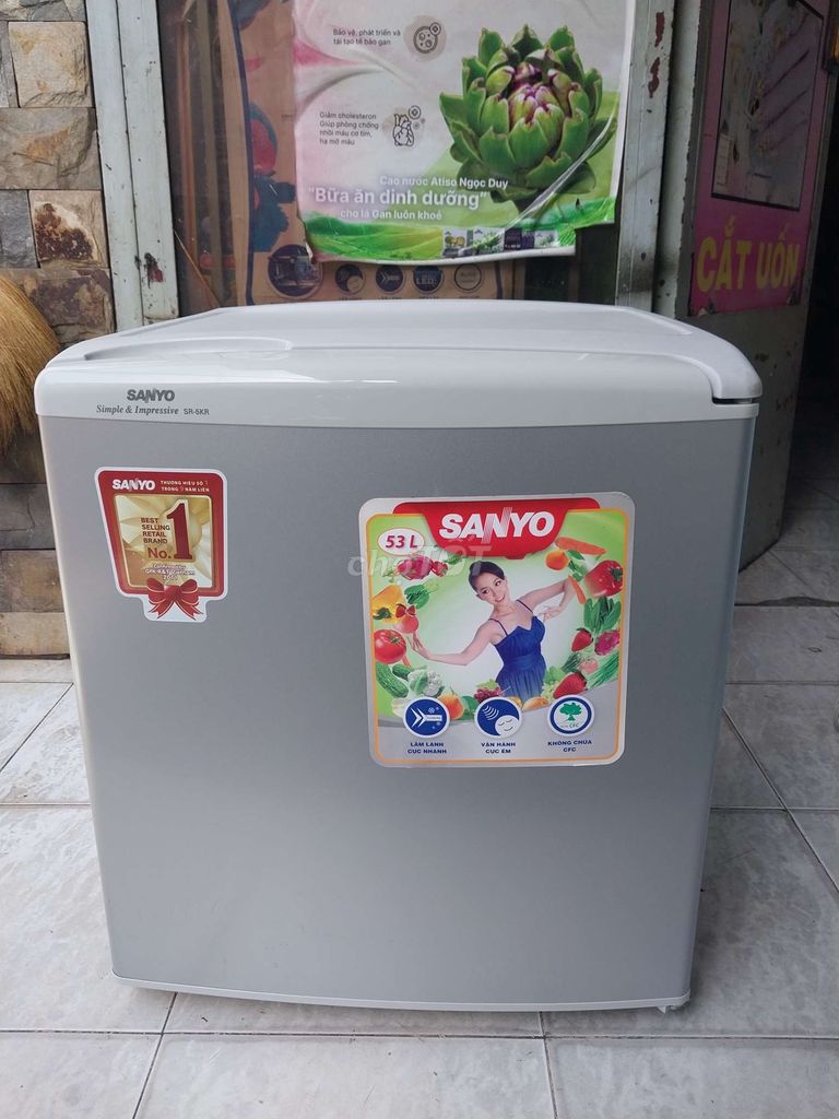 Bán chiếc tủ lạnh Sanyo 55 lít