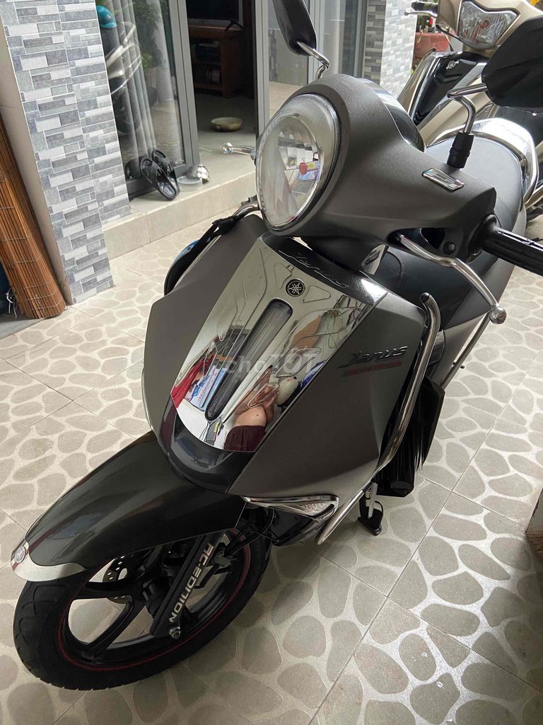 Серый смарт-ключ Yamaha Janus 125 куб. см