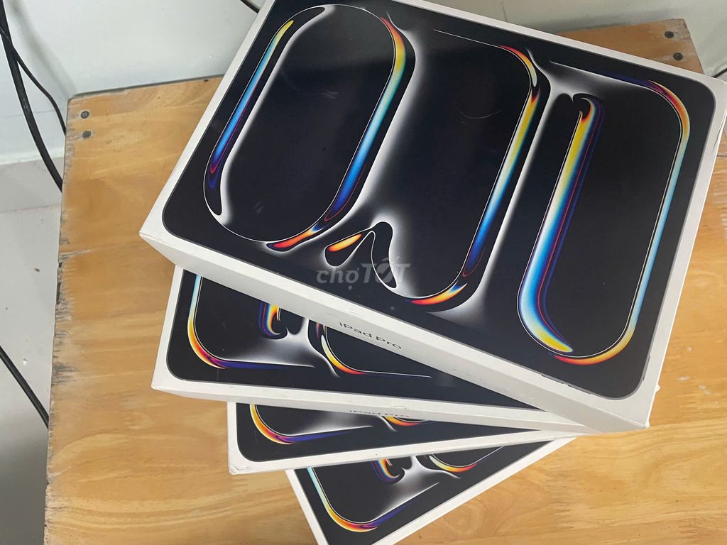 Apple iPad Pro M5 11 inch 256GB Trắng, likenew. Mua bán Máy tính bảng tại Quận 5 Tp Hồ Chí Minh được đăng bởi liem hình 1
