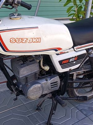 Suzuki RG50, 2 th Nhật hiếm gặp, giấy chuẩn zin. Mua bán Xe máy tại Thành phố Dĩ An Bình Dương được đăng bởi Cafe Xưa và Nay