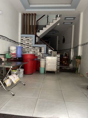 Bán Nhà Linh Xuân ~ Phạm Văn Đồng 68M² 3 Tầng BTCT – 4PN – Hẻm Xe Hơi