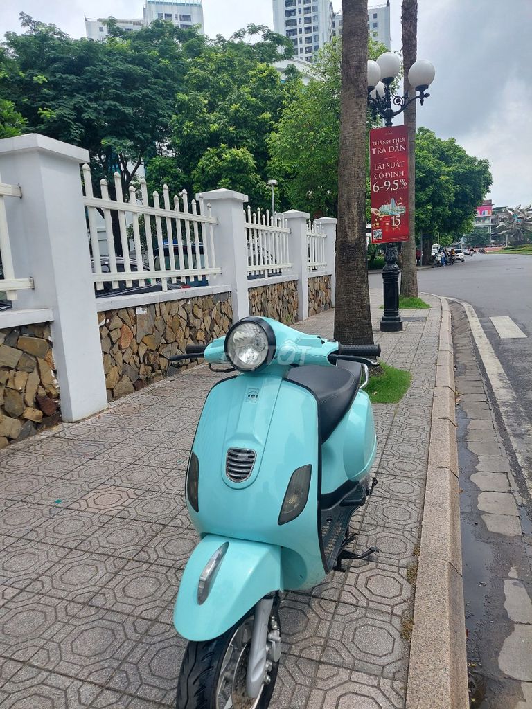 Bán xe Vespa 50cc mầu xanh mới chính chủ. Mua bán Xe máy tại Quận Hoàng Mai Hà Nội được đăng bởi Mr tín  hình 1