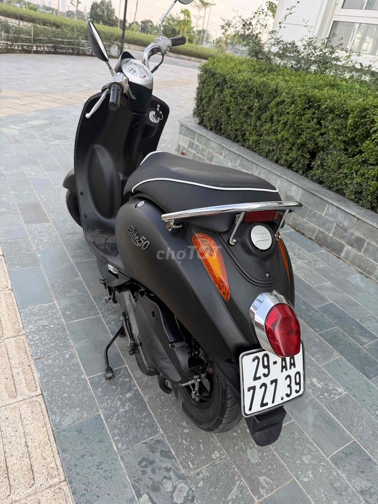 SYM Elite 50 куб. см 2021, черный