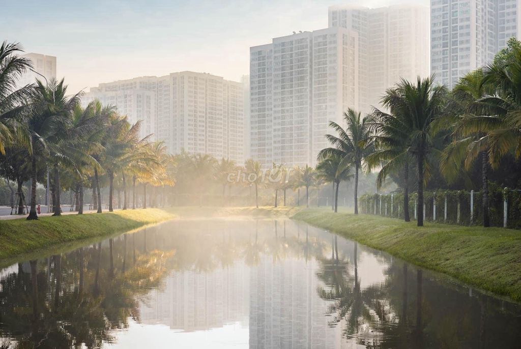 Cần bán căn hộ 3PN 2.8 T Vinhomes Q9 view sông thoáng mát