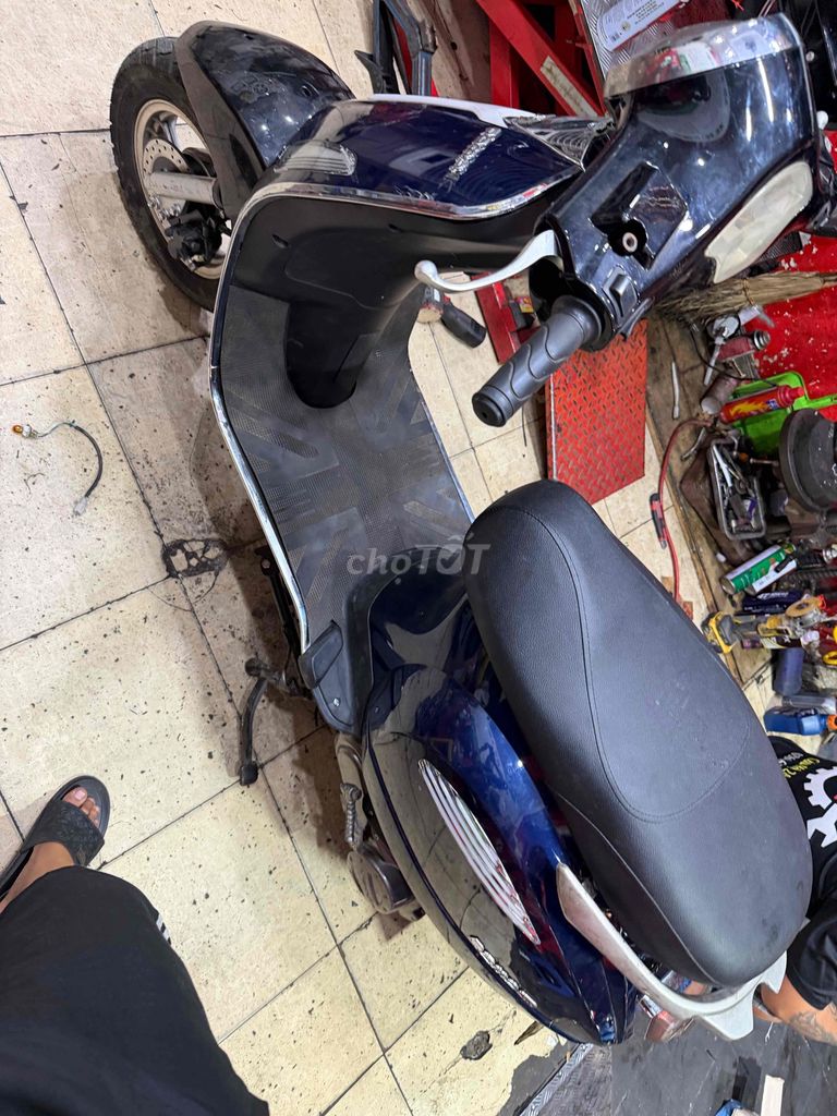 xe ga 50cc  chính chủ cần bán. Mua bán Xe máy tại Quận Hai Bà Trưng Hà Nội được đăng bởi Hưng Lee hình 4