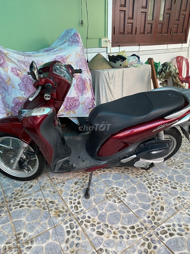Honda SH mode Đỏ. Mua bán Xe máy tại Thành phố Phan Thiết Bình Thuận được đăng bởi Aley Nguyễn hình 2