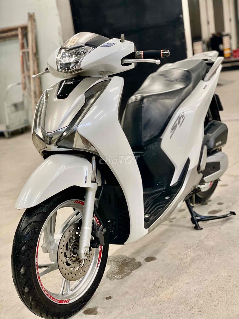 Honda SH 150i ABS 2018 Вьетнамская регистрация, хозяин, родной мотор