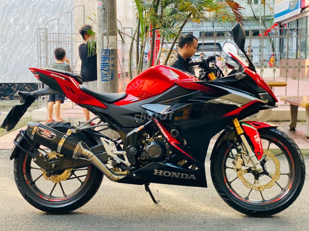 HONDA CBR 150 XE ĐI ÍT CHÍNH CHỦ SỬ DỤNG. Mua bán Xe máy tại Quận Nam Từ Liêm Hà Nội được đăng bởi Lộc Phát hình 6