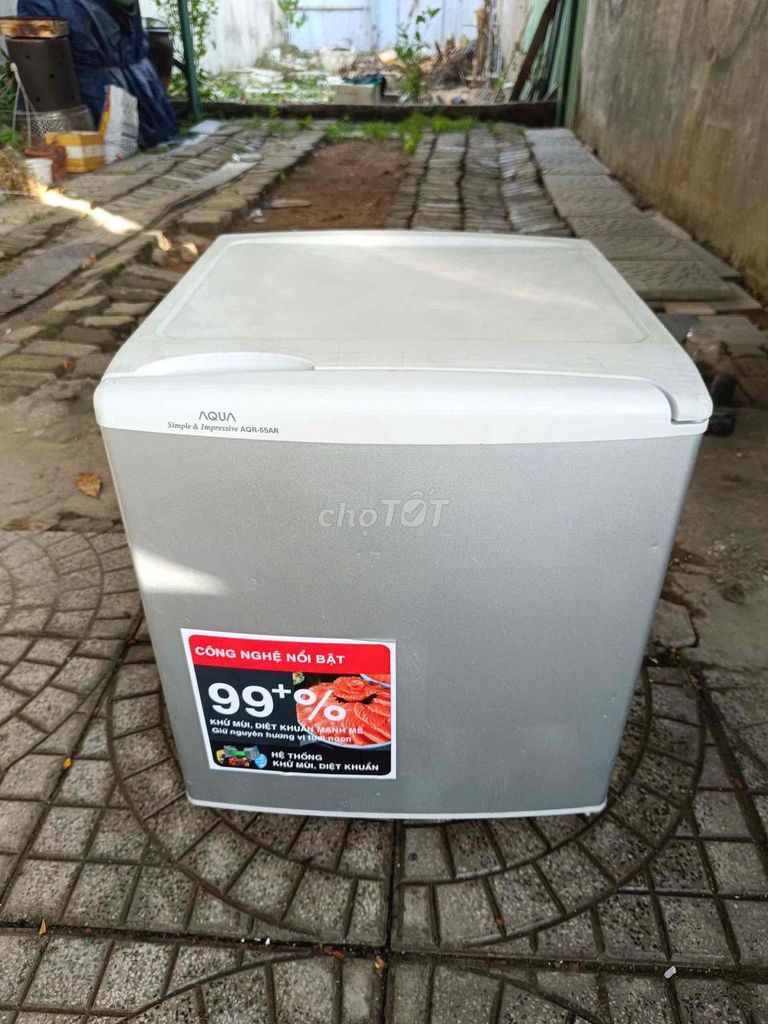 Tủ lạnh Aqua  50l Xám. Mua bán Tủ lạnh tại Quận Ngũ Hành Sơn Đà Nẵng được đăng bởi Lê Thị Kim Chi hình 1