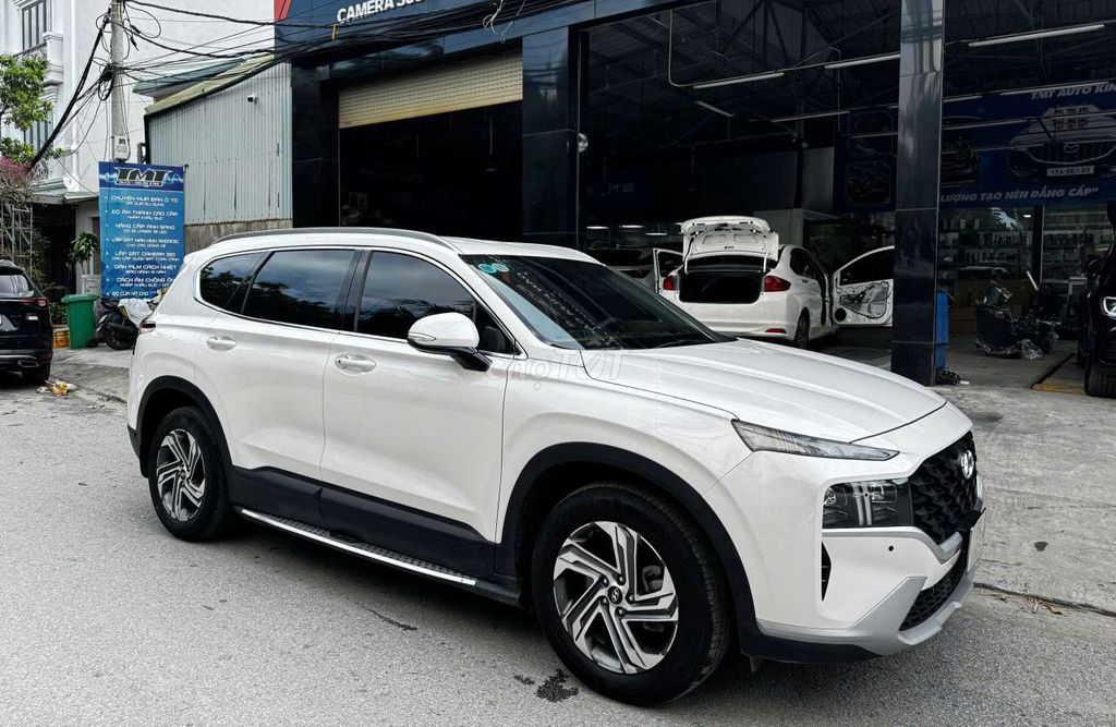 Hyunhdai Santafe 2021 xăng 5 vạn chuẩn. Mua bán Ô tô tại Thành phố Buôn Ma Thuột Đắk Lắk được đăng bởi Mr Nhật hình 2