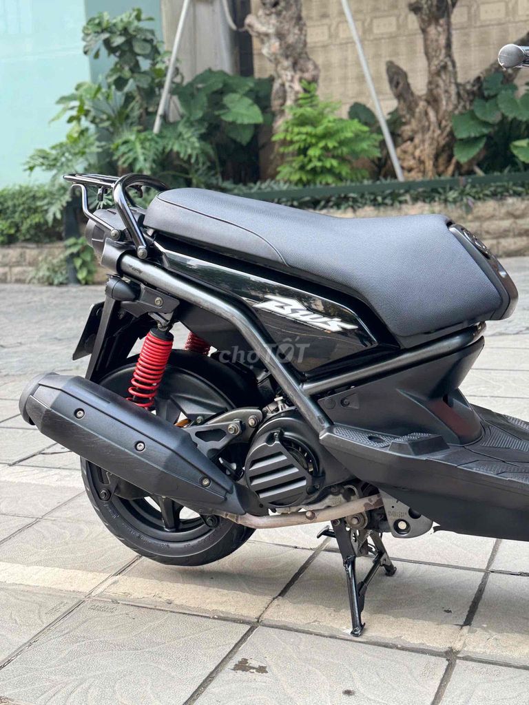 Yamaha BWS 125fi hàng cọp sơn máy zin 100% 1 chủ. Mua bán Xe máy tại Quận Cầu Giấy Hà Nội được đăng bởi nguyễn bích thuỷ hình 14