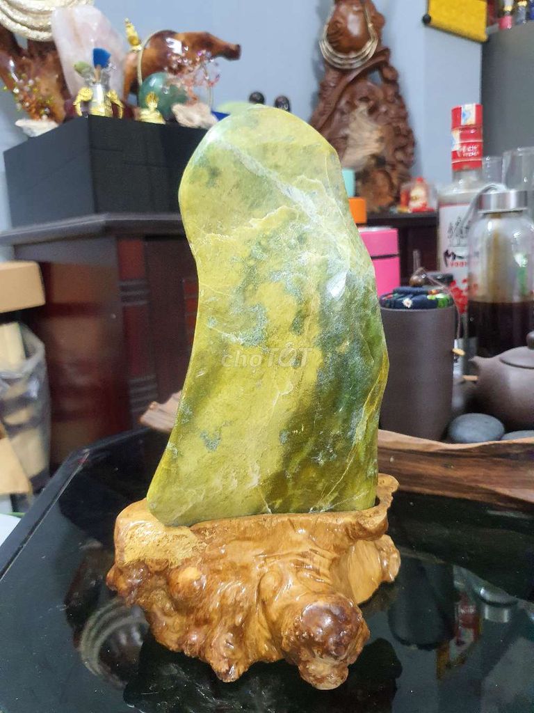 Đá tự nhiên trưng bày