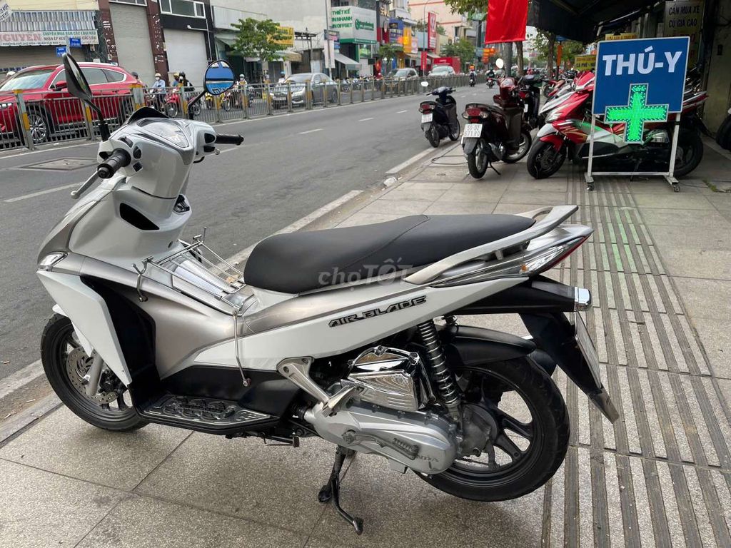 Honda air blade 2012 mới 90% biển số thành phố