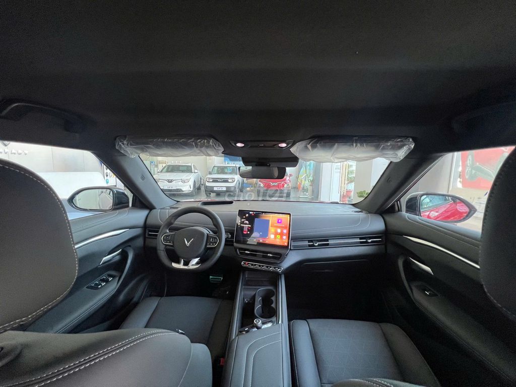VinFast VF7 - Xe Sẵn Các Màu Giao Ngay. Mua bán Ô tô tại Thành phố Huế Thừa Thiên Huế được đăng bởi Minh Huy Vinfast Huế hình 5