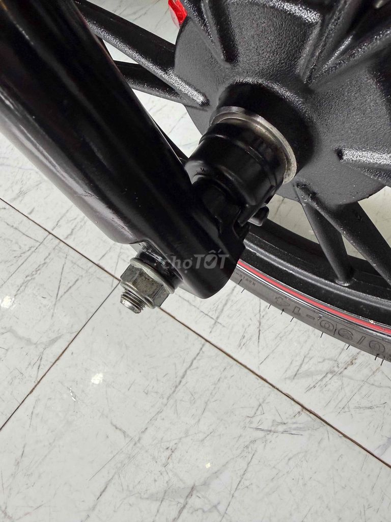 Kymco Candy 50cc ĐK 2023. XE ZIN - Đen Đỏ. Mua bán Xe máy tại Thành phố Rạch Giá Kiên Giang được đăng bởi XE MÁY CŨ TÂN 128 hình 6