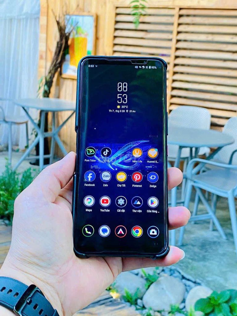 ROG Phone 6 256GB Đen 12GB 99% zin nguyên. Mua bán Điện thoại tại Thành phố Buôn Ma Thuột Đắk Lắk được đăng bởi Thanh Dat hình 1
