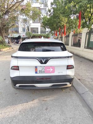 VinFast VF6 Plus Trắng Xe điện