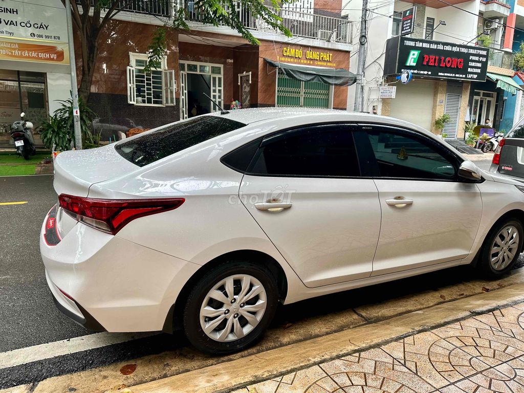 Hyundai Accent 2018 1.4 MT - 85000 km. Mua bán Ô tô tại Thành phố Biên Hòa Đồng Nai được đăng bởi Luxury AUTO  hình 4