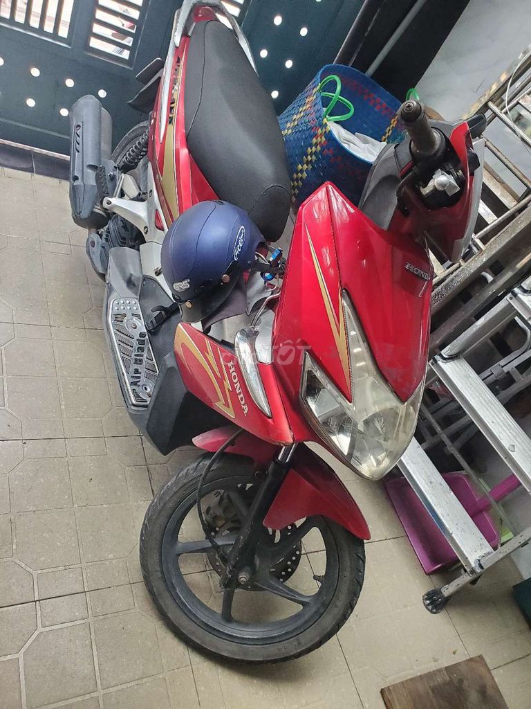 Honda Air Blade 2009 FI Красный