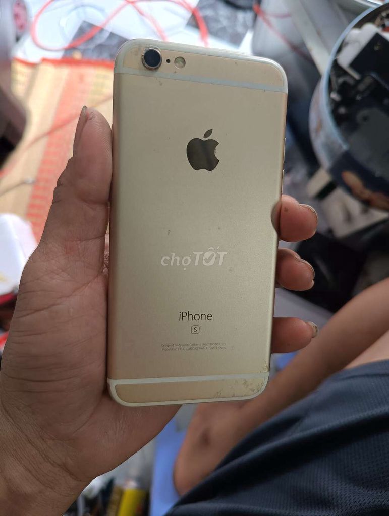 Apple iPhone 6s 64GB Vàng Đã qua sử dụng. Mua bán Điện thoại tại Thành phố Thủ Đức Tp Hồ Chí Minh được đăng bởi v hung cuong  hình 1